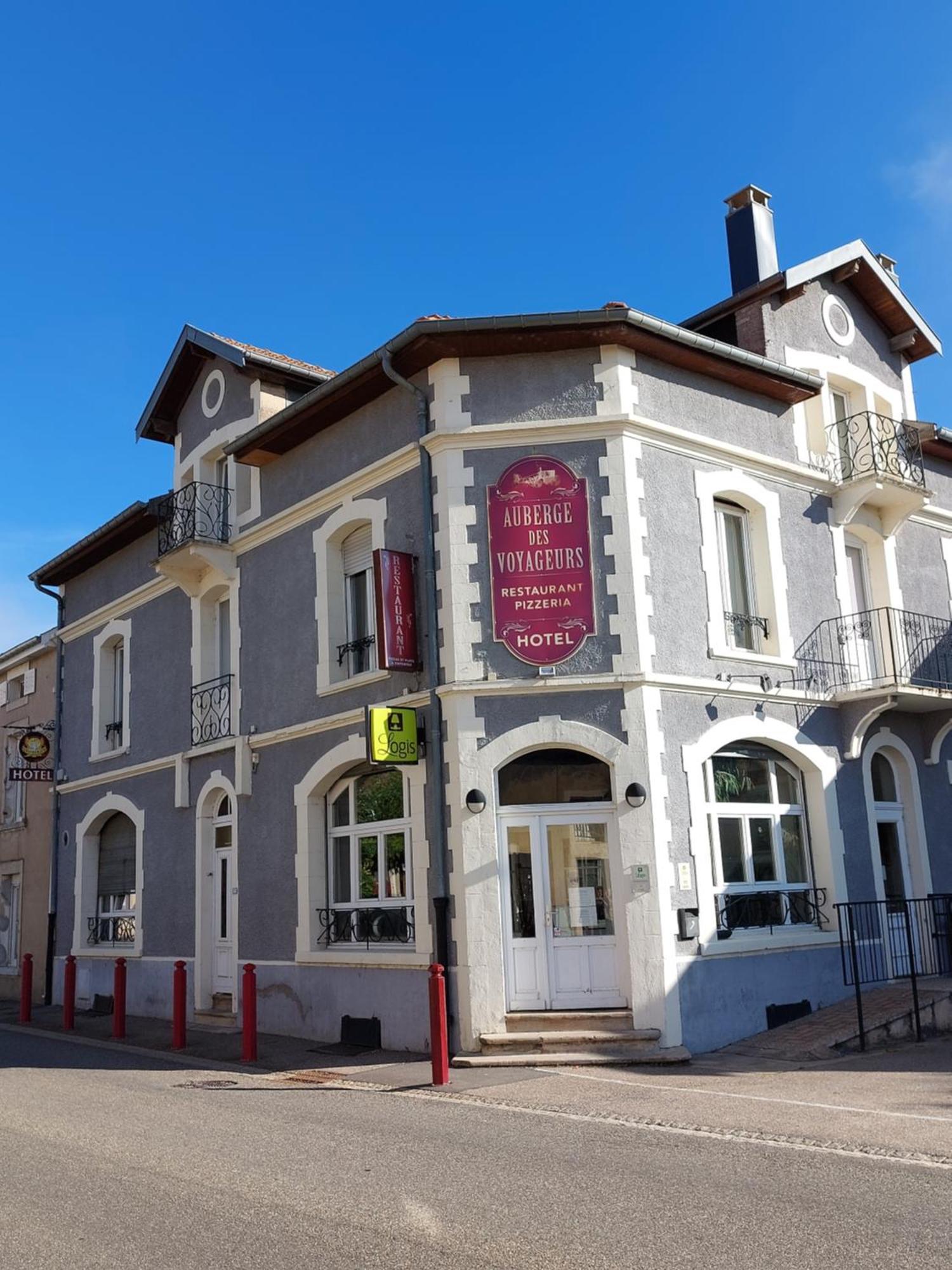 Logis Auberge Des Voyageurs Vandieres  Exteriér fotografie